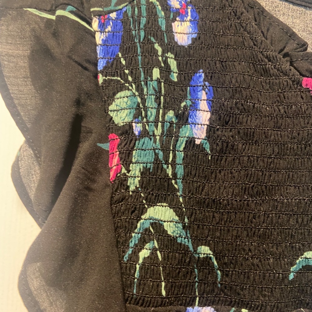 Shirt - Picture 3 of 3